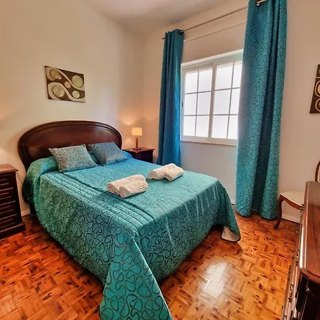 Center 3br