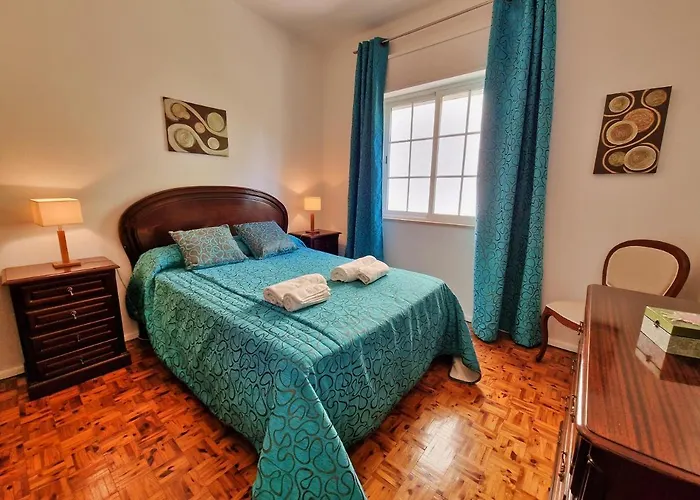 Center 3br